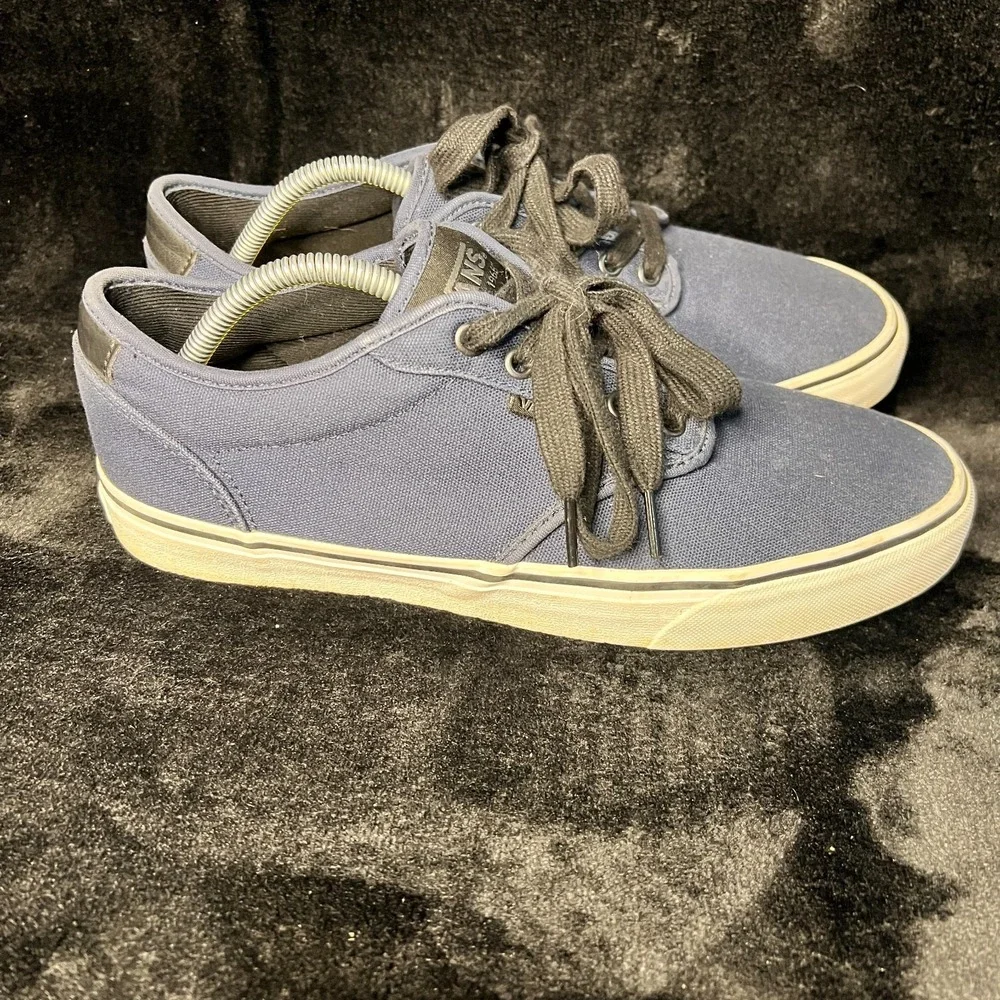 Vans Atwood Mens 11 Skateboard Shoes Navy White Canvas Lace Up Athletic Sneaker